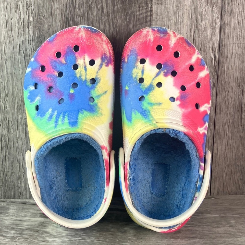 Crocs Classic Lined Tie Dye Clogs Multi Color Blue Fuzzy Fur Kids Size C10 - Picture 6 of 7